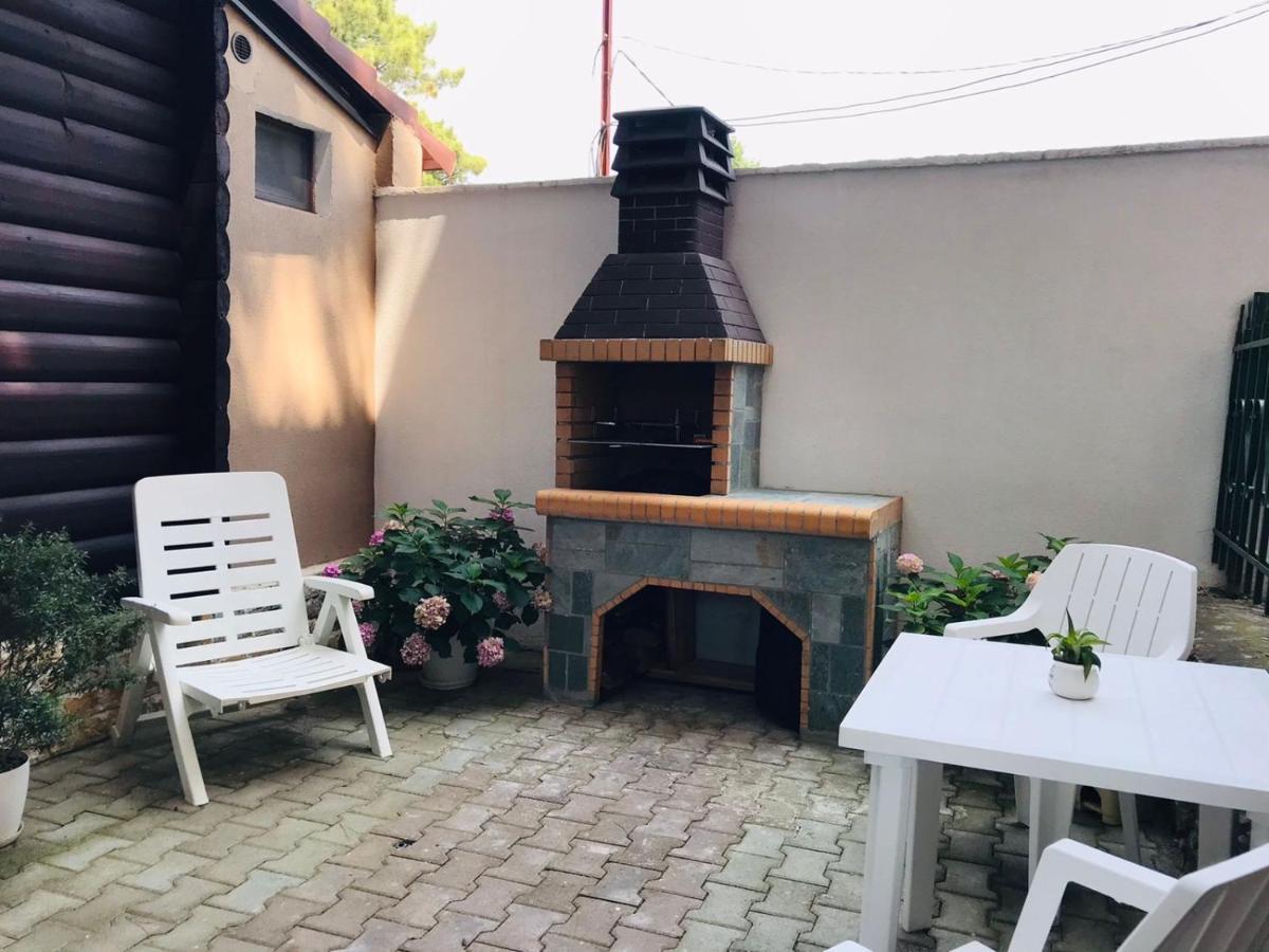 Vila Lulebore Velipoje Luaran gambar